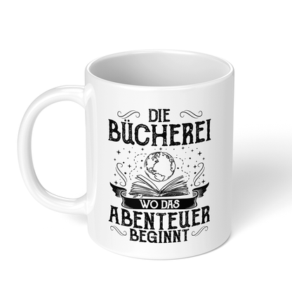 CupHaven® Lesen Tasse - Die Bücherei - Wo das Abenteuer beginnt - Geschenk für Leseratten und Bücherwürmer